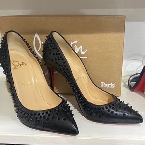 Nappa Studded Escarpic 100 Size 38 100% authentic.